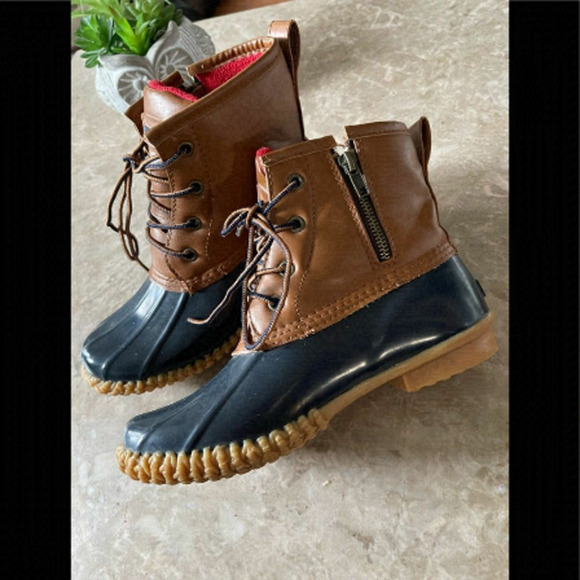 𝅺aquatherm Fleece-Lined Duck Boots - Picture 1 of 7